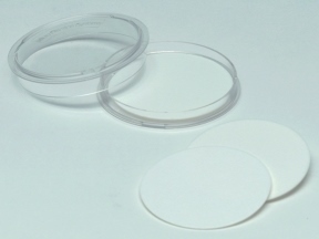 Cellulose-Pads für Kulturwachstum, 47mm Ø, nehmen 1,8 bis 2,2ml Flüssigkeit auf, steril, einzelverpackt. Pkg. à 100 Stück