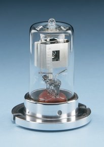 Deuteriumlampe für Waters 996 und 2996 DAD. Hamamatsu Lampe, Vorjustage durch ISO-zertifizierte Fachfirma