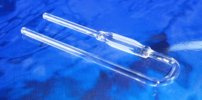 Mikro-Fluoreszenzdurchflussküvette, UV-Quarz, Schichtdicke 2 mm